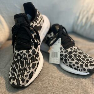 Adidas Cheetah Print Tennis Shoes